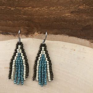 💥4 for $20! Beaded Earrings 🏔